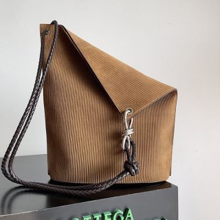 Hard to find! Bottega Veneta shoulder bag replica boi28740