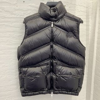 Perfect gift: Moncler replica quilted nylon down vest moy67060