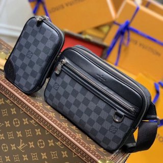 Hard to find Louis Vuitton shoulder bag replica Scott Messenger Damier Graphite N50018