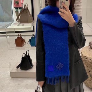 Popular all over the world? Loewe Mohair Tassel Scarf Replica log29718