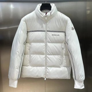 Convenient Moncler Down Jacket Replica Logo Short moi32105
