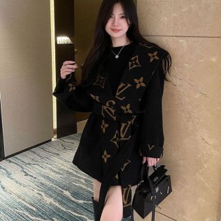 Immediate delivery Louis Vuitton hooded coat replica reversible vuz60855