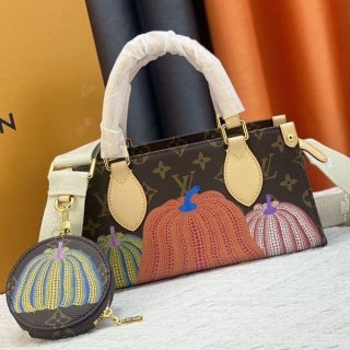 I definitely want it! Louis Vuitton On the Go EAST WEST handbag vug95902