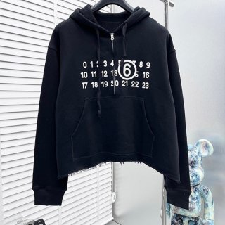 Love at first sight? Maison Margiela number logo hoodie copy Man64666