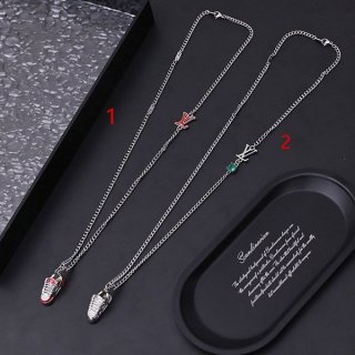 Louis Vuitton Pendant Replica Trainer Necklace M01388