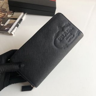 Cute Prada ★ Extremely hard to find Saffiano long wallet replica pug38342