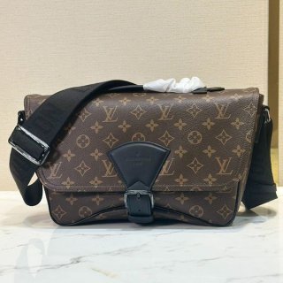 New limited edition Louis Vuitton Monogram Messenger Bag Replica M46685