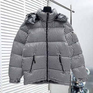I definitely want it! Moncler short down jacket replica mor76722