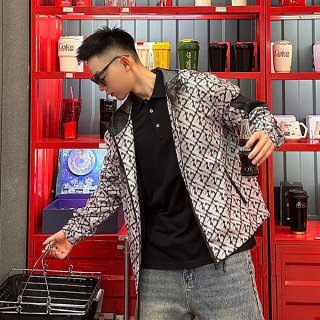 Fendi Replica Kagoul Nylon High Collar Windbreaker fek26445