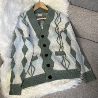 Love at first sight? Dior cashmere fake cardigan dek03851