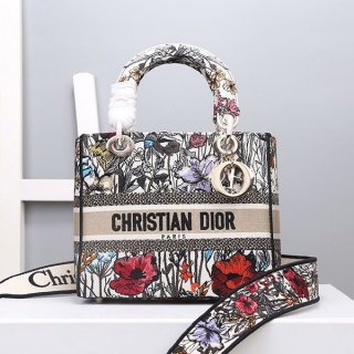 The rapidly growing popularity of Dior LADY D-LITE medium bag, fake dee89444