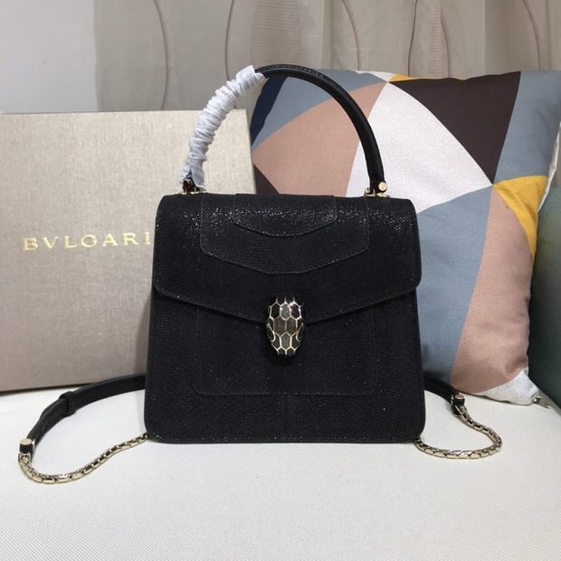 The rapidly growing popularity of Bulgari Serpenti Forever Shoulder Bag Bua96188