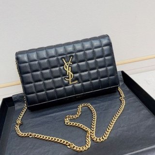 Saint Laurent Cassandra Matelasse Carre Chain Wallet Sag83911