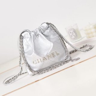 I definitely want it! Chanel 22 Mini Replica Handbag shh10866
