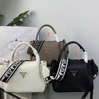Prada small replica leather handbag puf32114