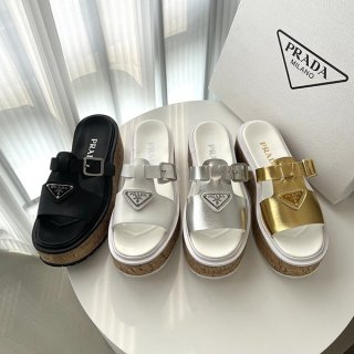 Sold out and popular ☆ Elegant Prada rubber wedge sandals, fake, hard to find pun90302