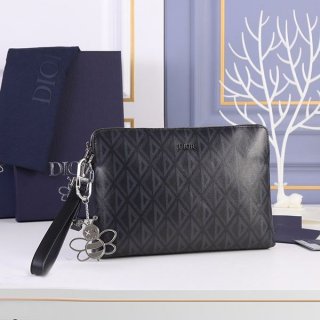 Love at first sight? Dior pouch CD diamond smartphone case fake 2ESCA251DCOH110