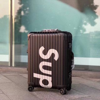 [Super rare collaboration!] Supreme replica x Rimowa suitcase rie48282