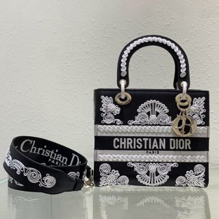 Cute Lady Dior replica LADYD-LITE gold logo medium M0565OTSXM928