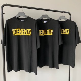 Very popular! Attention-grabbing! Vetements fake WORLD TOUR logo T-shirt vuh99924