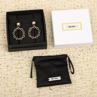 Extremely rare! [Used by many celebrities] Miu Miu earrings replica myo49347