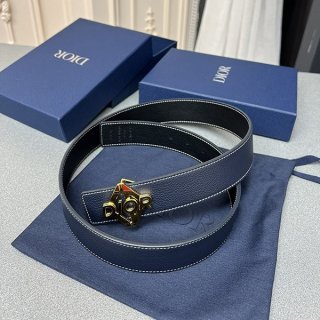 Extremely rare! Dior belt replica in litchi grain calfskin. Can be used on both sides. deh42605
