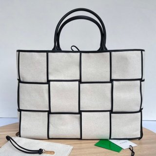 Very popular!! New color Bottega Veneta Arco Tote Bag Replica 710196VMBN39811