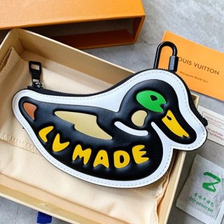 Love at first sight? Louis Vuitton x NIGO fake Mountain Duck charm vuu77709