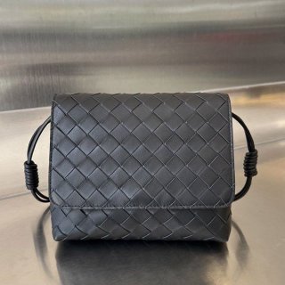 Rare Bottega Veneta Mini Intrecciato Replica Crossbody Bag bor51550