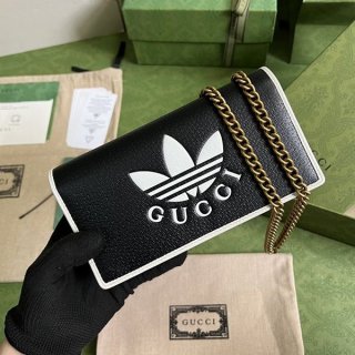 Hard to find fake Adidas x Gucci wallet shoulder bag with chain