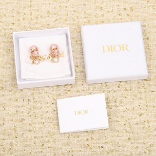 Extremely rare! Dior Tribales pearl and logo earrings replica def06420