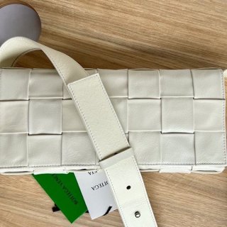 New and popular Bottega Veneta replica cassette crossbody bag boc61338