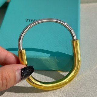 Tiffany Lock Diamond Hangul Bracelet Replica Tii17744