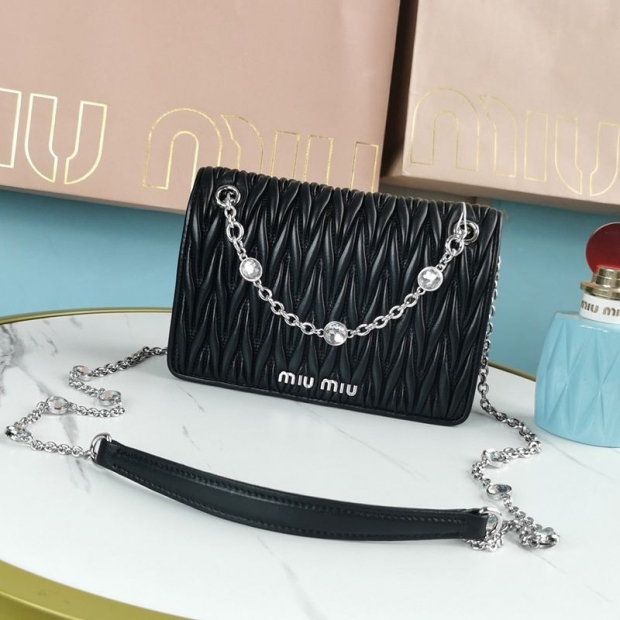 Best Price Challenge Miu Miu Replica Matelasse Mini Shoulder Bag myv00816
