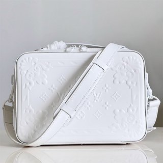 No. 1 in total sales! Replica Louis Vuitton Handle Soft Trunk Bag M21833