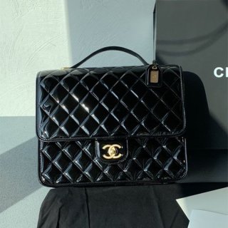 Chanel Patent Calfskin Large Backpack Replica AS3662 B09576 94305