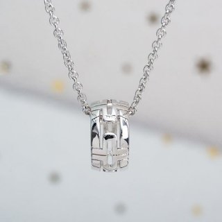 Super popular Bulgari Parentesi Openwork Small Band Necklace Bur94315