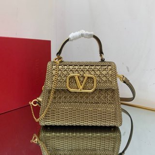 [Very Popular] Valentino Replica V-Sling Raffia Handbag Vuy14915