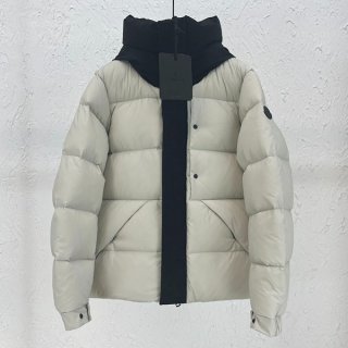 Sold out Moncler Madeira Short Down Jacket Replica Light Grey H20911A0010953333901