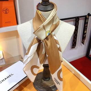 First come, first served? Dior silk scarf replica she26312