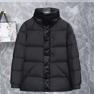 Best Price Moncler Replica Madeira Short Down Jacket Black H20911A001