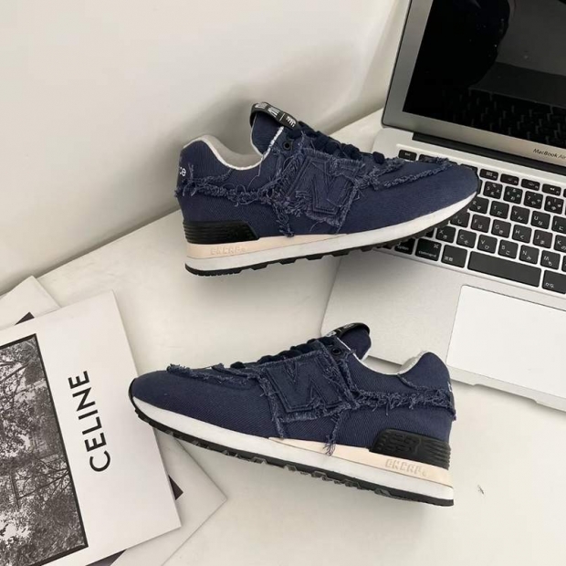Super popular Miu Miu x New Balance fake collaboration 574 denim sneakers myo03455