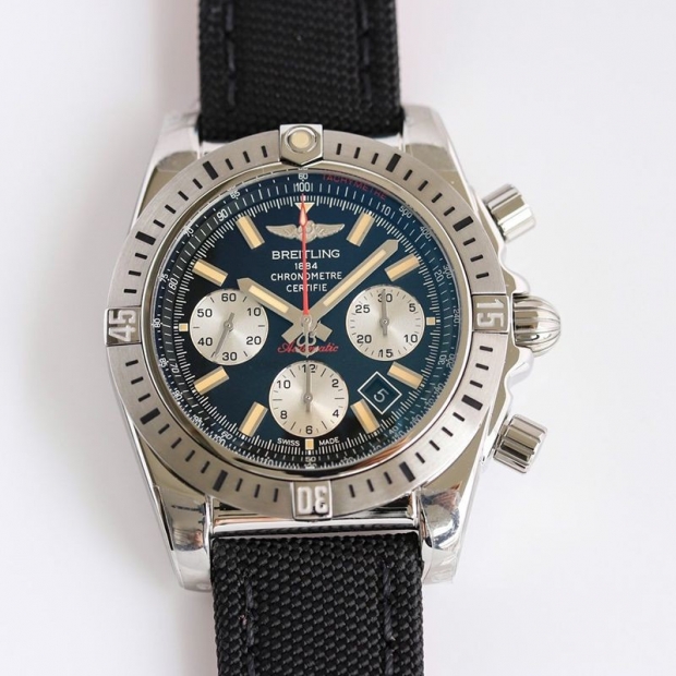 Very popular! Breitling Chronomat 44 Replica Airborne Chronomat 30th Anniversary Model buv15967