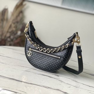Love at first sight? Louis Vuitton Shoulder Bag Replica Loop M22591