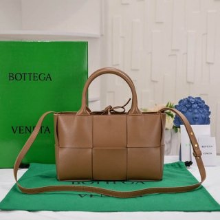 Bottega Veneta Mini Arco Tote Bag Replica bou20335