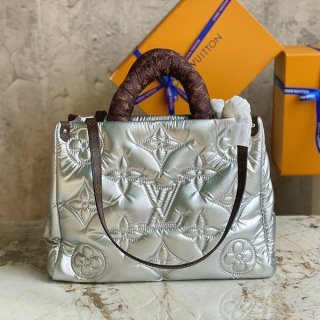A lovely Louis Vuitton On the Go replica silver tote bag M21069