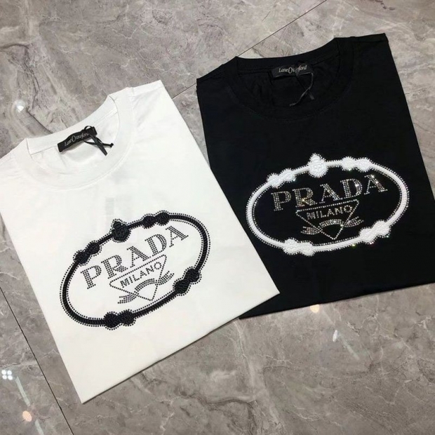 Very popular!! New color Prada logo T-shirt replica unisex white black pua92336
