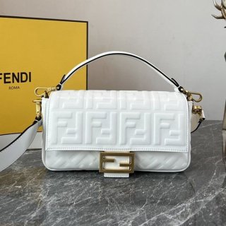Fendi White Leather Baguette Replica Large Shoulder Bag fey23095