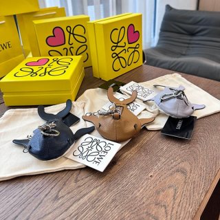 Loewe whale charm key holder, key case, 3 colors, los52303
