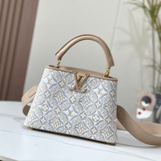 Louis Vuitton Capucines BB Logo Shoulder Bag Replica Hand vue68330